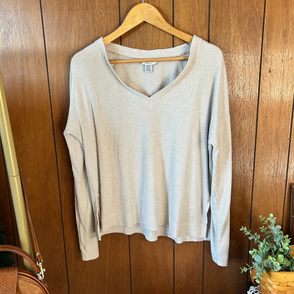 Tommy Bahama Tan Long Sleeve Knit Top‎ Size Medium